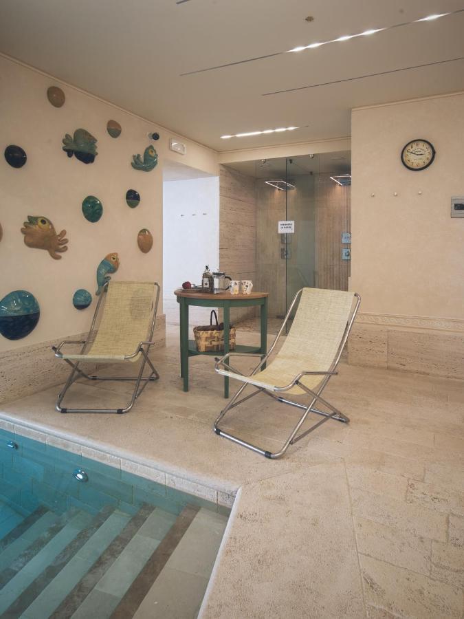 Dolomiti Hotel Cozzio Madonna Exterior foto